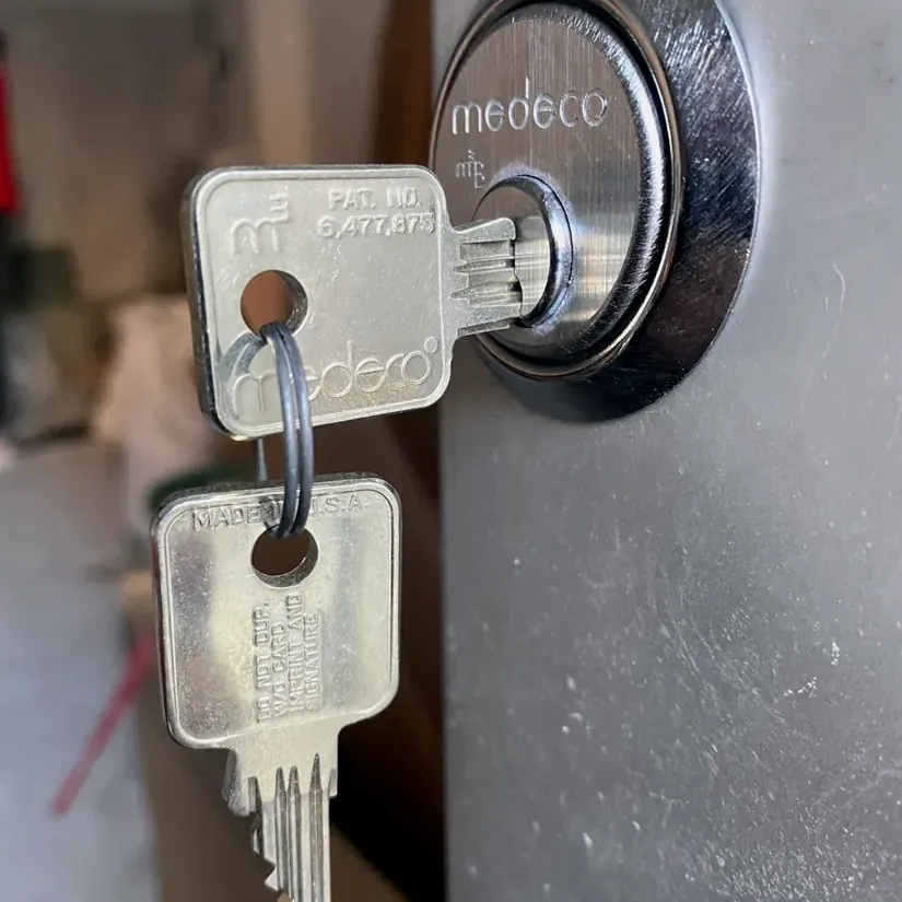 Medeco high-security lock with restricted keys