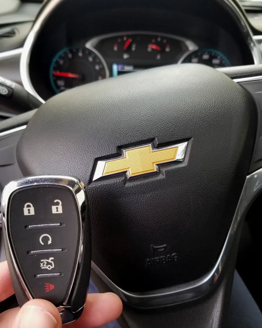 New Chevrolet smart key at the steering wheel